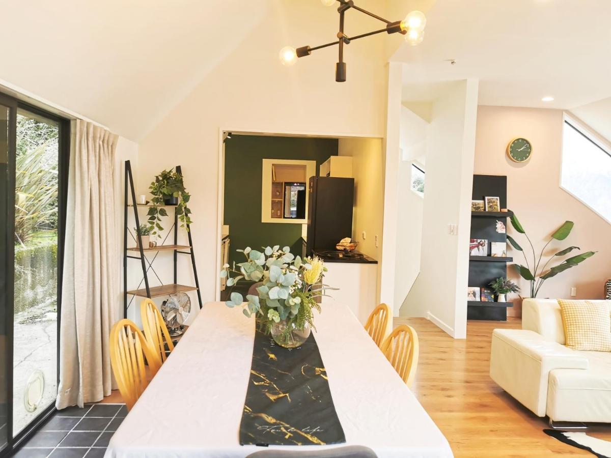 Queenstown Lakeview Holiday Home-5Mins To Town Eksteriør billede
